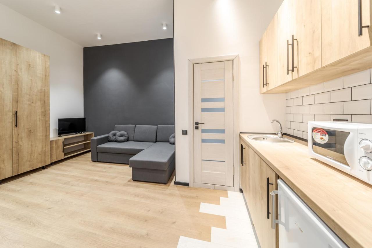 Modern Apartment In The Old City Liov Exterior foto