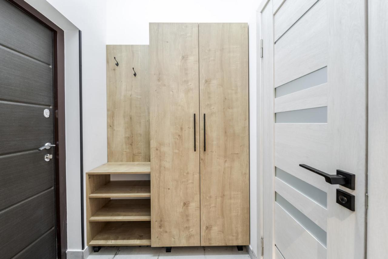 Modern Apartment In The Old City Liov Exterior foto