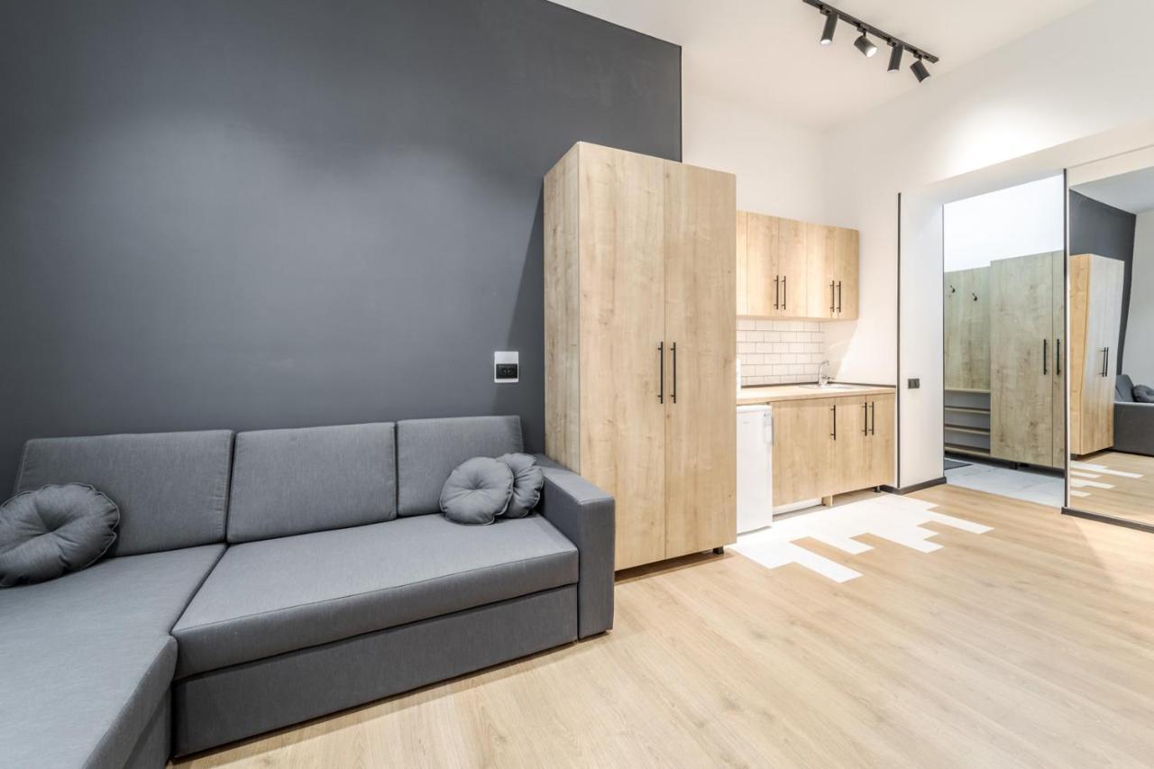 Modern Apartment In The Old City Liov Exterior foto