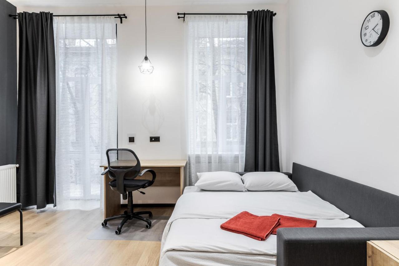 Modern Apartment In The Old City Liov Exterior foto